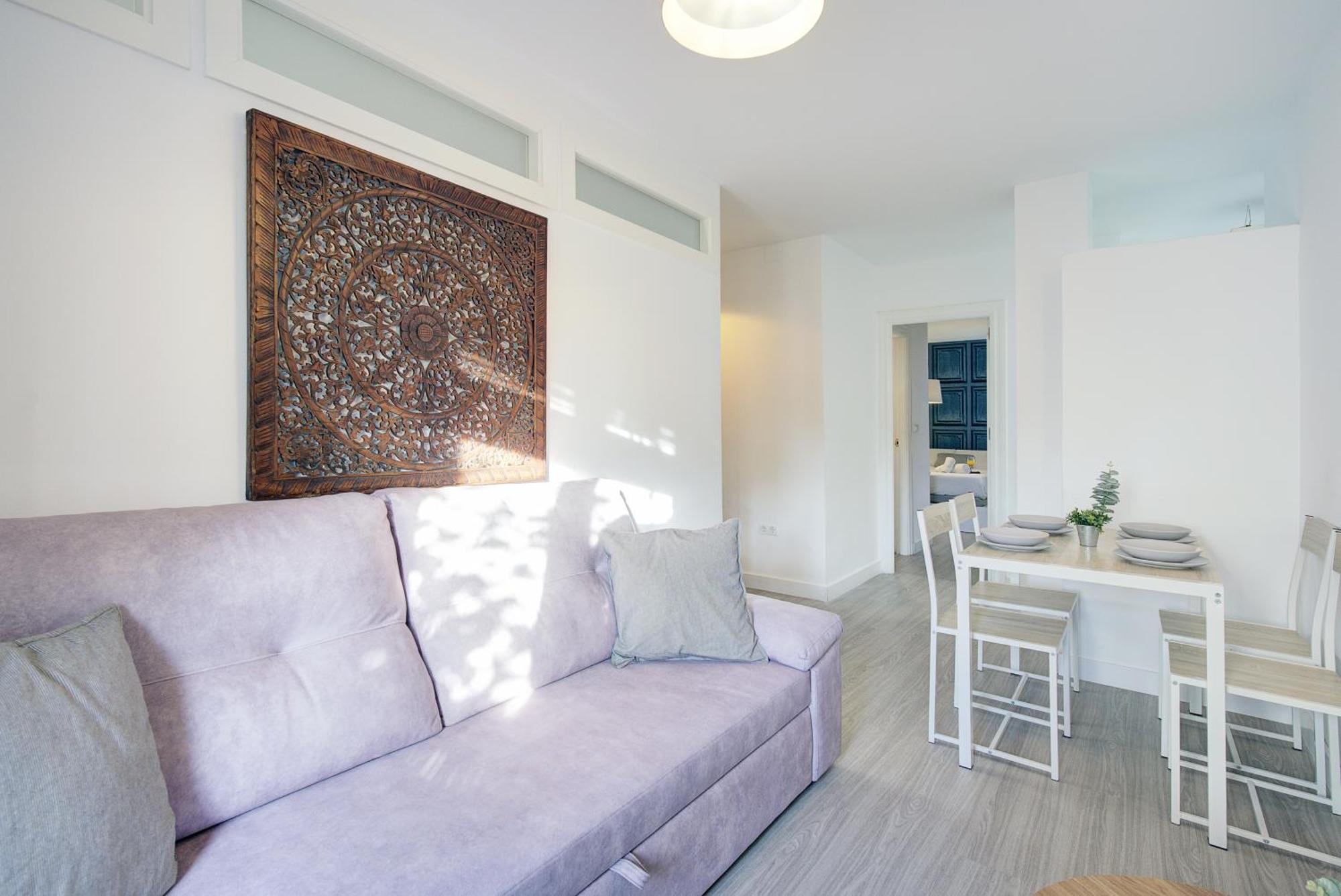 Home4u Elv 136 Apartament Grenada